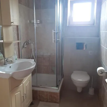Apartman Mia *