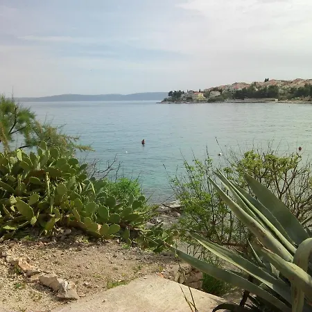 Mia Apartman