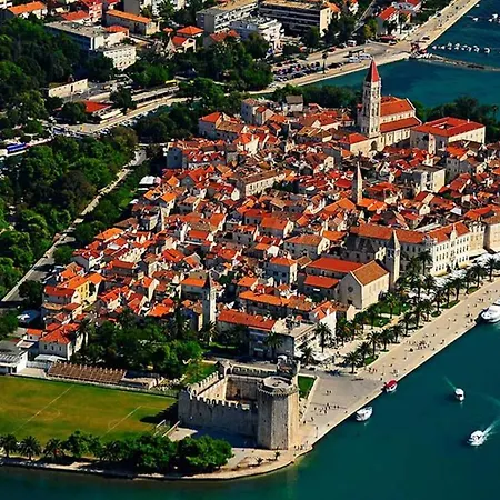 Mia * Trogir